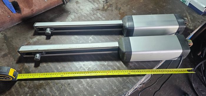 BFT gate motors