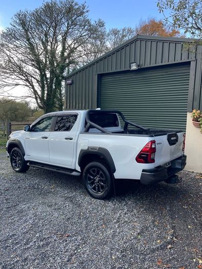 Toyota Hilux 2.8 Invincible No Vat