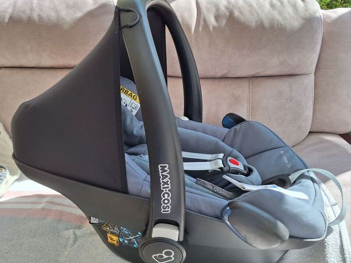 Maxi cosi pebble plus car seat