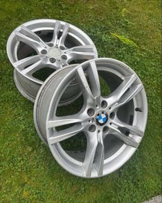 R18 bmw alloys ( Only 2)