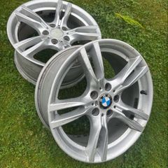 R18 bmw alloys ( Only 2)