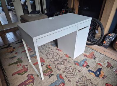 Ikea Micke Desk