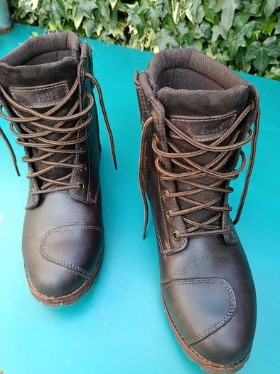 motorcycle boots for sale