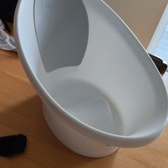 Newborn bath