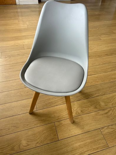 Dining chairs