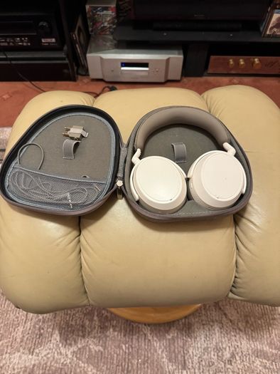 Sennheiser Momentum 4 Headphones