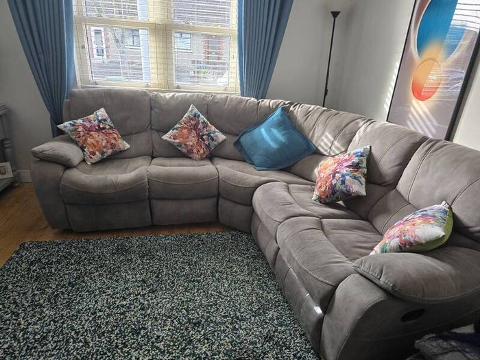 Corner Unit Suite/Double Recliner