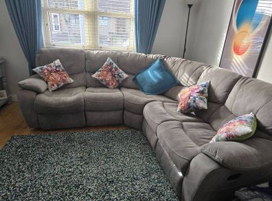 Corner Unit Suite/Double Recliner