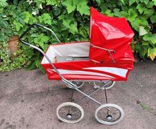 Vintage 50s dolls pram