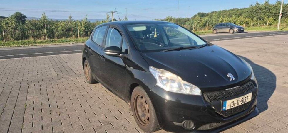 Peugeot 208 1.0 Drive Home, tax 08/26, NO NCT