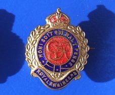ROYAL ENGINEERS sweetheart enamel badge - WW2 period - nice condition