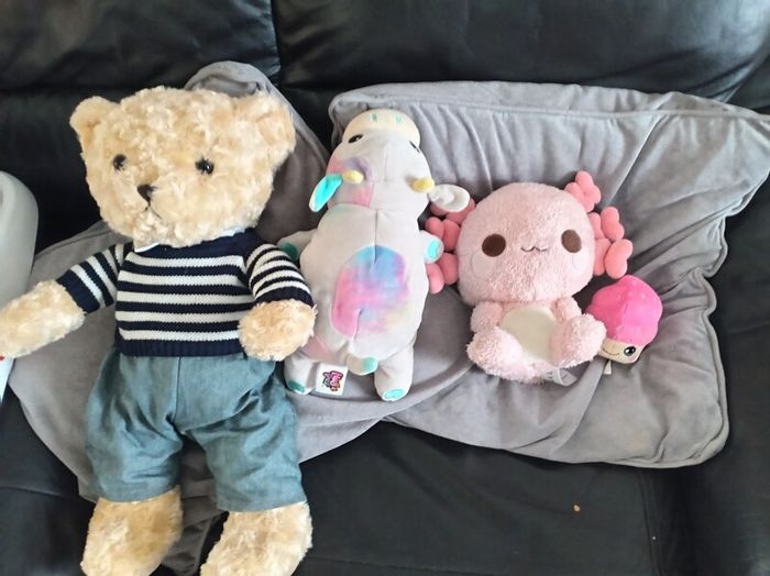 Plush teddies