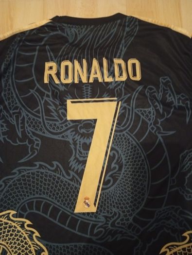 Real Madrid Concept Jersey Ronaldo 7 ((XXL Adult))