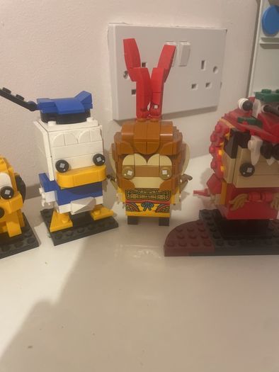 Lego assortment of brick heads