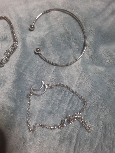 set of 5 silver bracelets