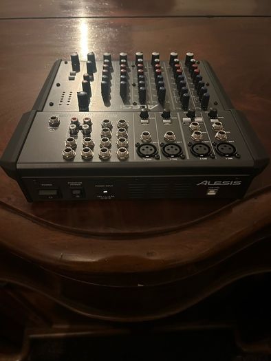 Alesis Multimix 8 USB