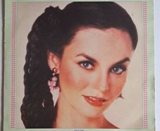 The Crystal Gayle Singles Album Vinyl