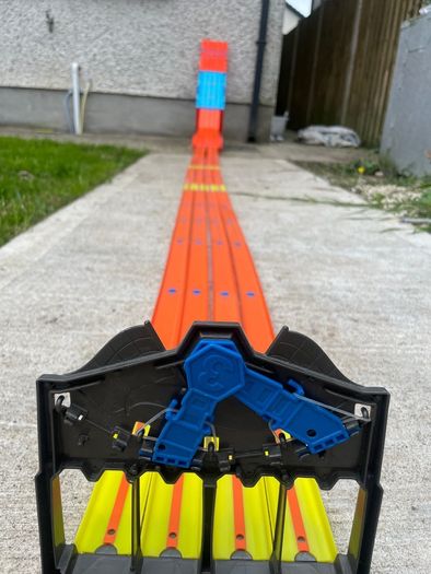 Hot Wheels Track Builder Race Crate Launch + 40ft Track
