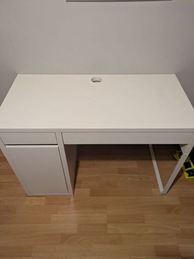 IKEA Micke desk