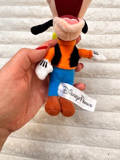 Disney Parks Store Goofy Plush Approx. 15 cm. opened mouth Used Please see photos