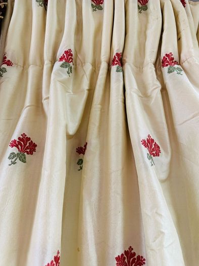 Very Large Stunning Single Silk Interlined Curtain 60"/153cm x 95"/241cm drop