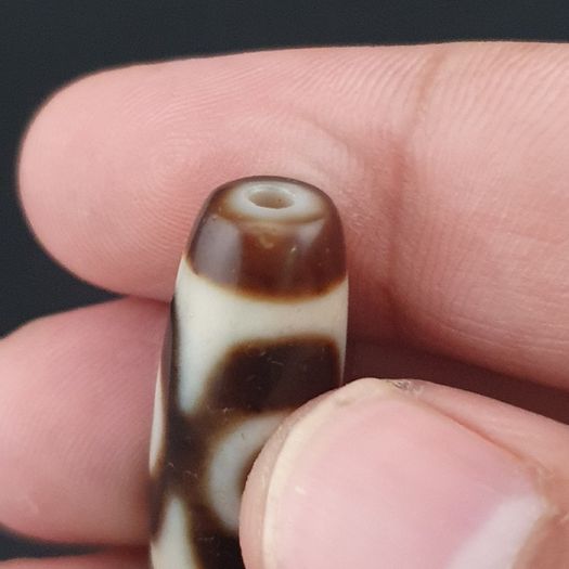 Antique 2 Eyes Himalayan Tibetan Agate Dzi Bead Amulet 29.6mm