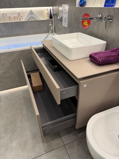 Bespoke Villeroy & Boch Vanity Unit - 1000mm