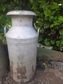 Aluminum milk churn