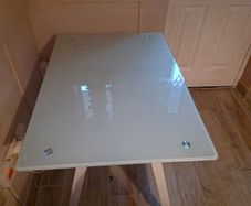 Glass desk table