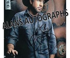 Garth Brooks Autograph