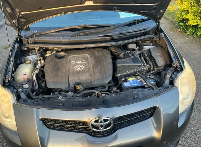 Toyota Auris for parts