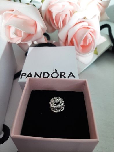 Brand new genuine Pandora sterling silver bows charm