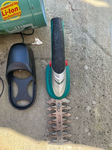 Cordless Scrub Shear