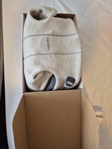 Babybjorn baby carrier mini light beige