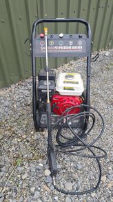 Petrol power washer (Needs pump)
