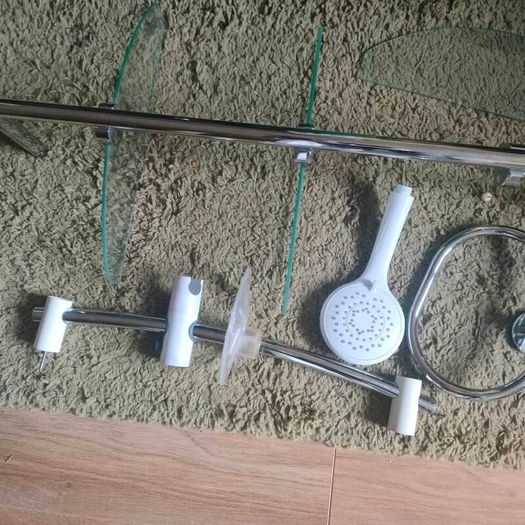 bathroom accessories