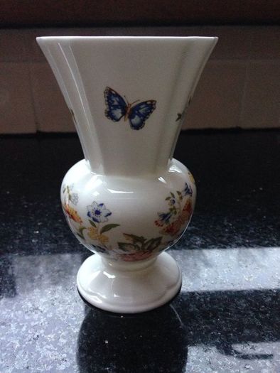Aynsley Cottage Garden vase