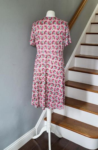 Pink pattern dress, Size XL-XXL / 12-14