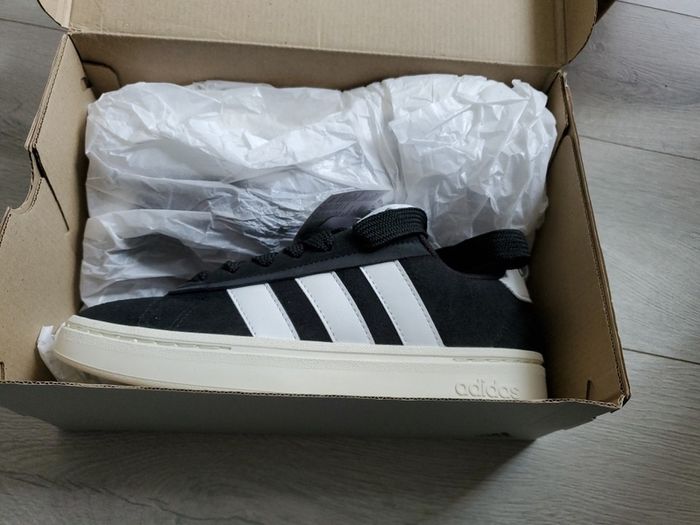 Men's shoes