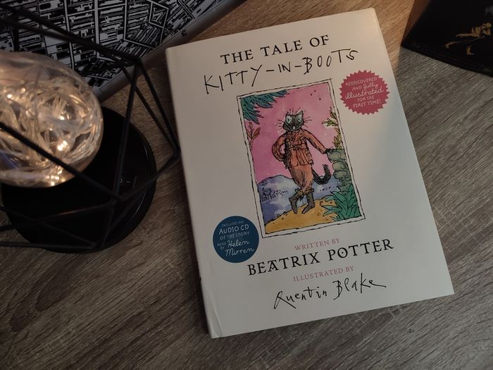 The Tale of Kitty-in-Boots ! by Beatrix Potter ! Hardcover ! WIth Audiobook ! CD ! 2016 ! by Warne !