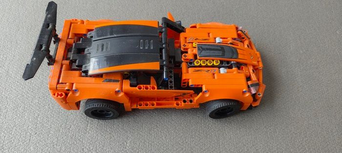 Lego Technic race car