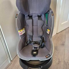 BeSafe iZi Turn i-Size Rotating Car Seat with ISOFIX Base