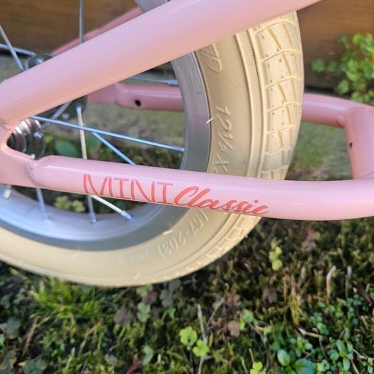 Child's balance bike