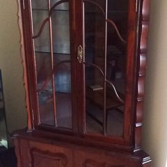 Corner display unit