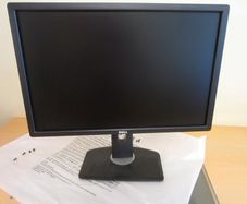 Dell UltraSharp U2412M 24-Inch 1920x1200 Screen LED-Lit Monitor
