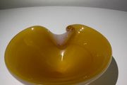 Vintage Alfredo Barbini Attributed Murano Biomorphic Shell Bowl.  Original BD Label. c.1965 to 1975