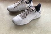 golf shoes