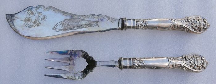 Antique Large Ornate Silver plate Fish server set McDowell's of Dublin Floral etched with original box