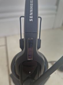 Wireless headset