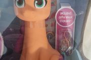 My Little Pony Style &amp; Groom Sunny Starscout Styling Head - 30+ Accessories